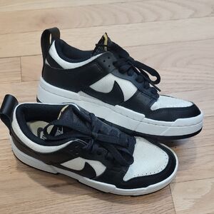 Nike Panda Dunks - Disrupt